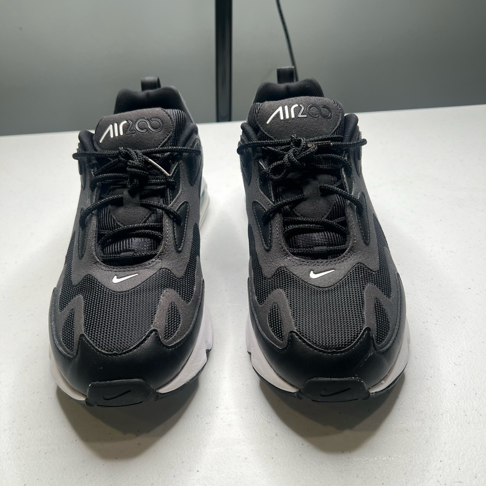 Air Max 200 (Black) Worn Twice Great Condition Box✅